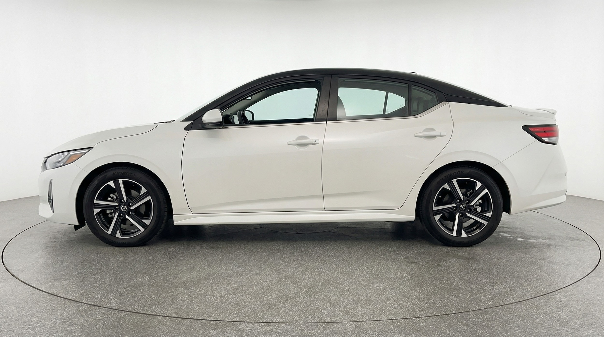 Thumbnail: 2025 Nissan Sentra - 4