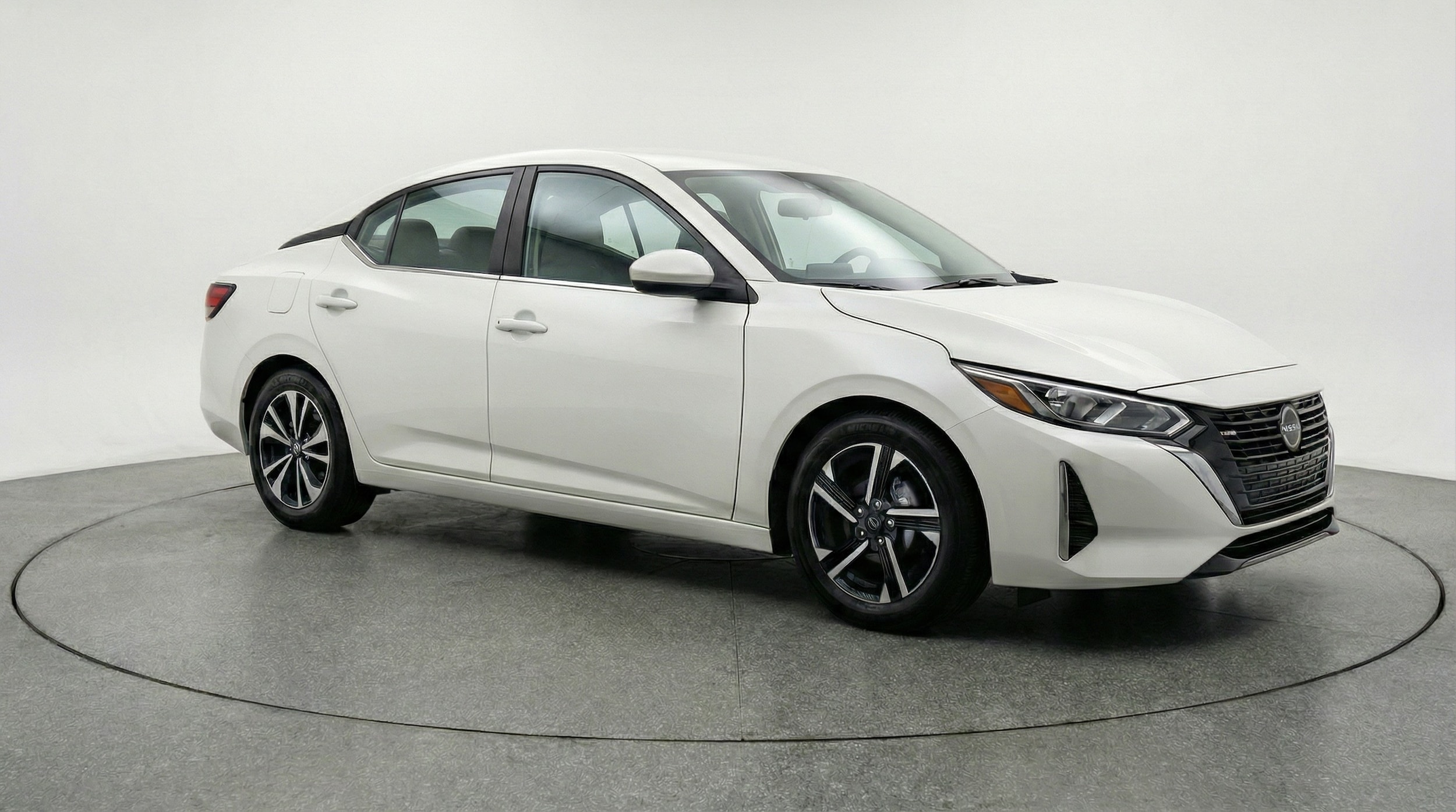 Thumbnail: 2025 Nissan Sentra - 1