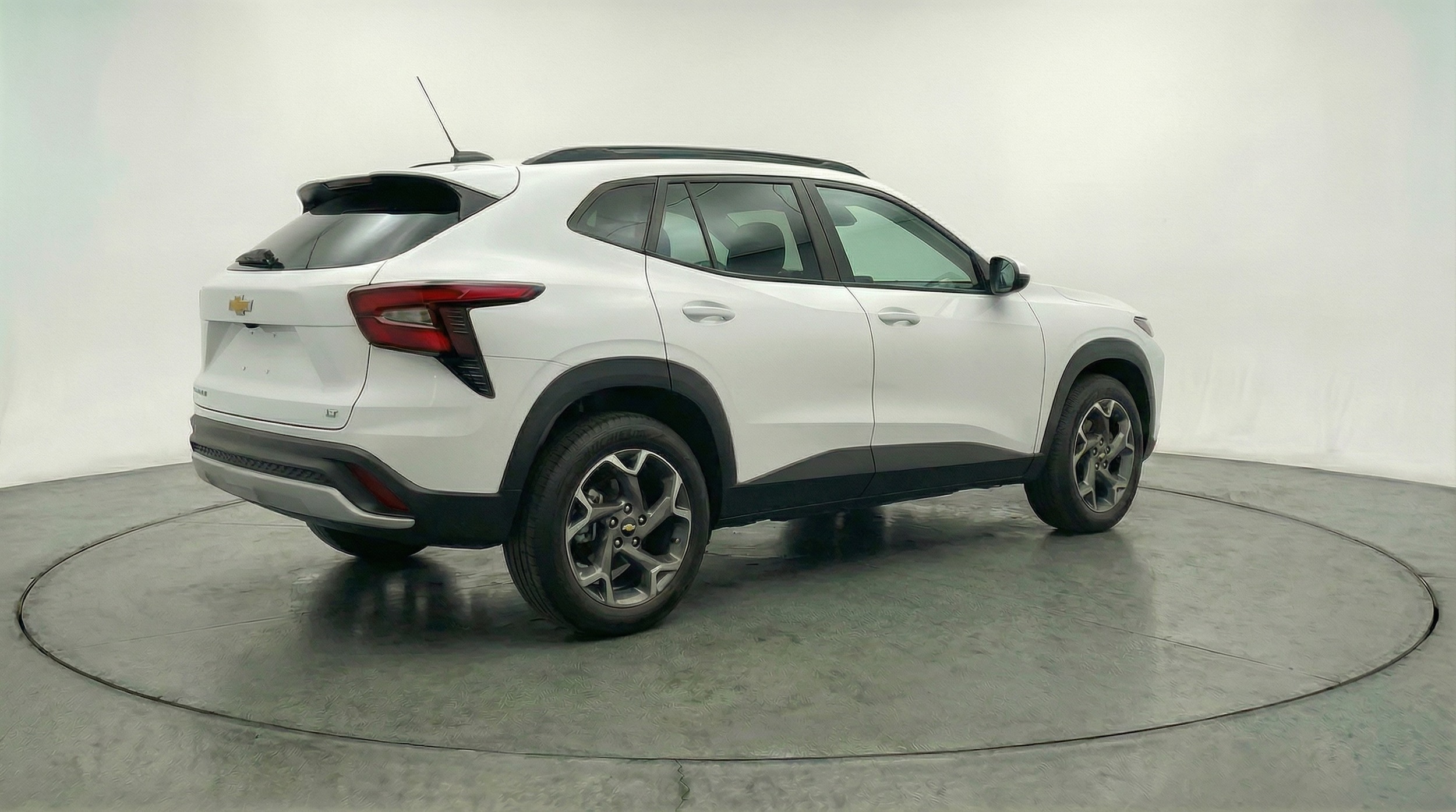 Thumbnail: 2025 Chevrolet Trax - 7