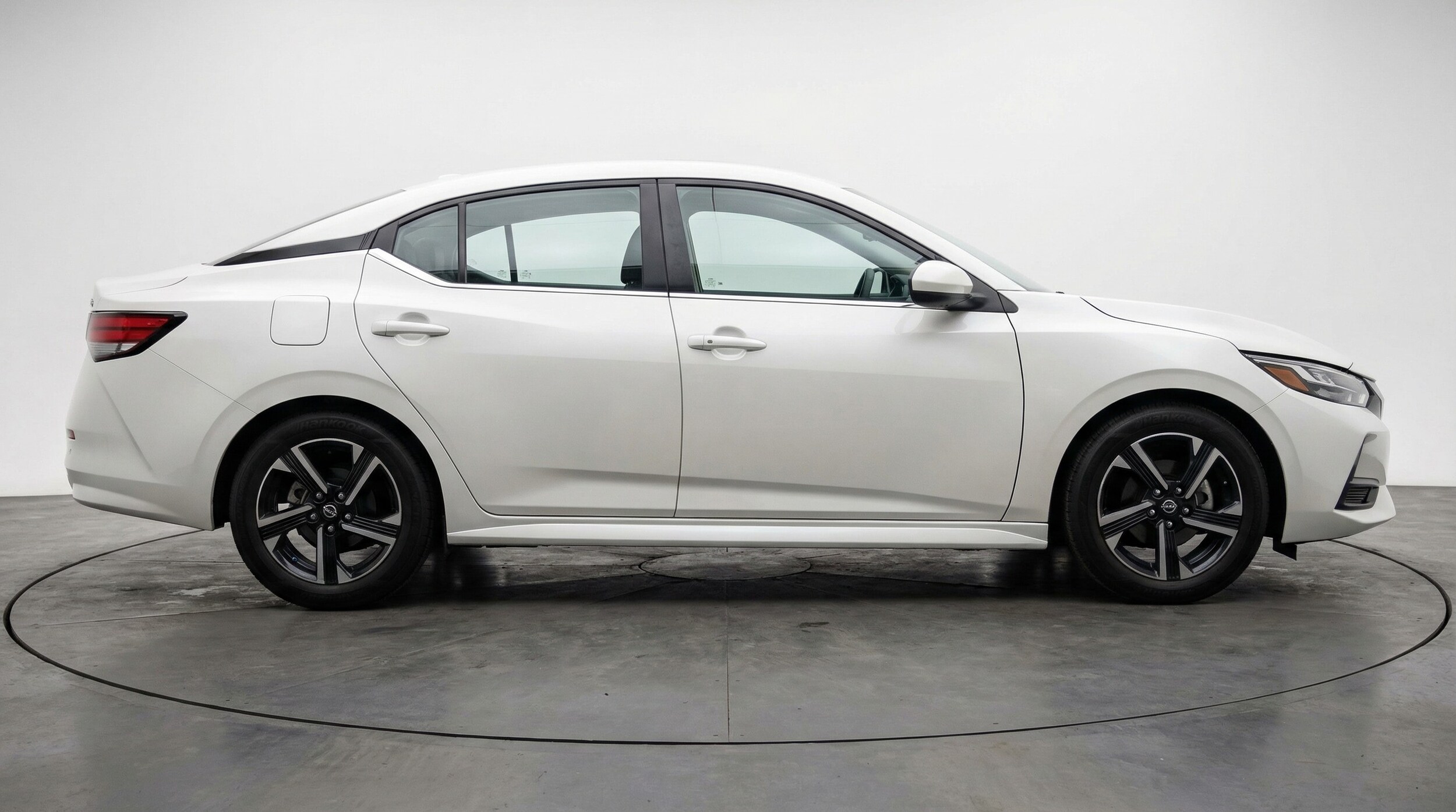 Thumbnail: 2025 Nissan Sentra - 8