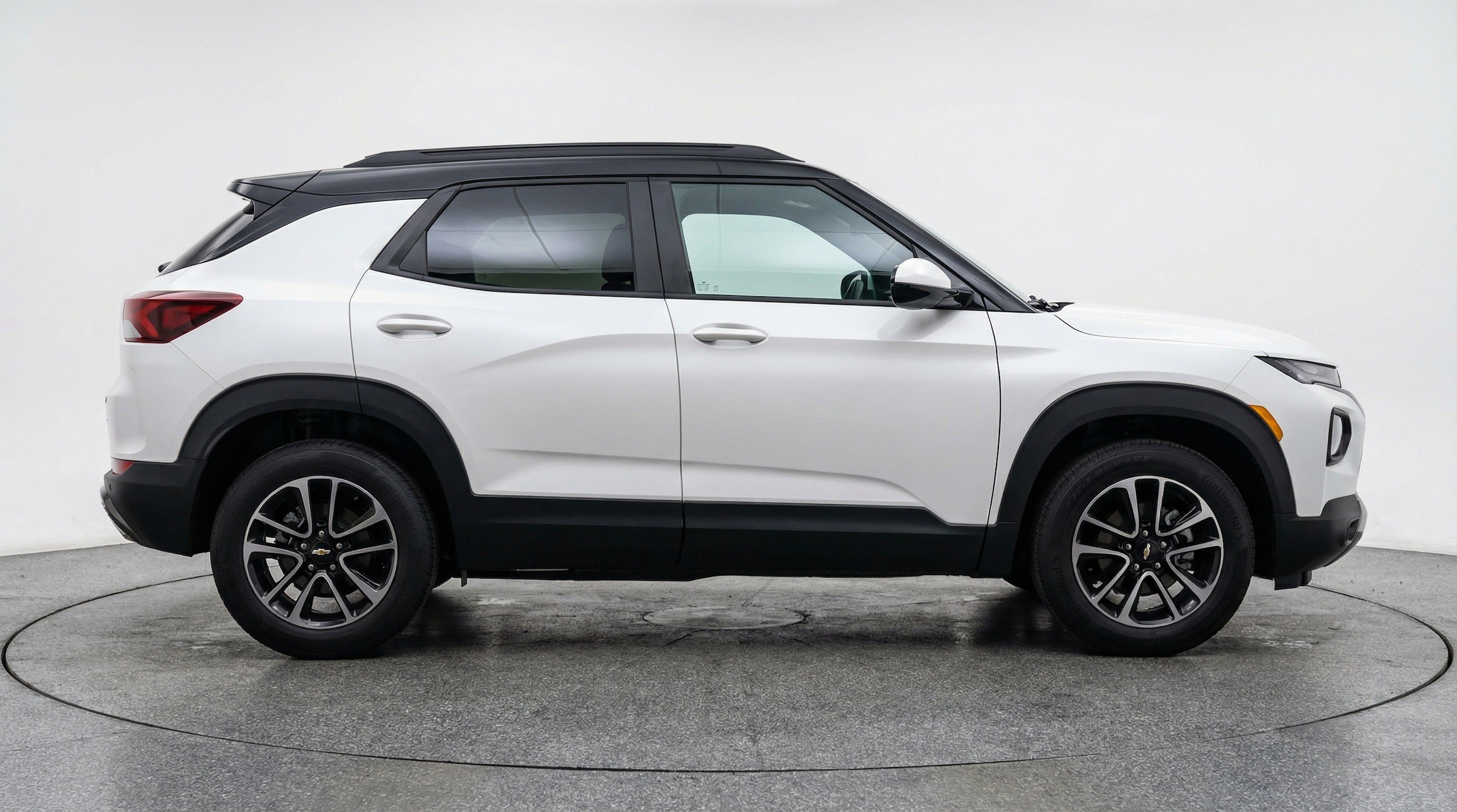 Thumbnail: 2025 Chevrolet TrailBlazer - 9