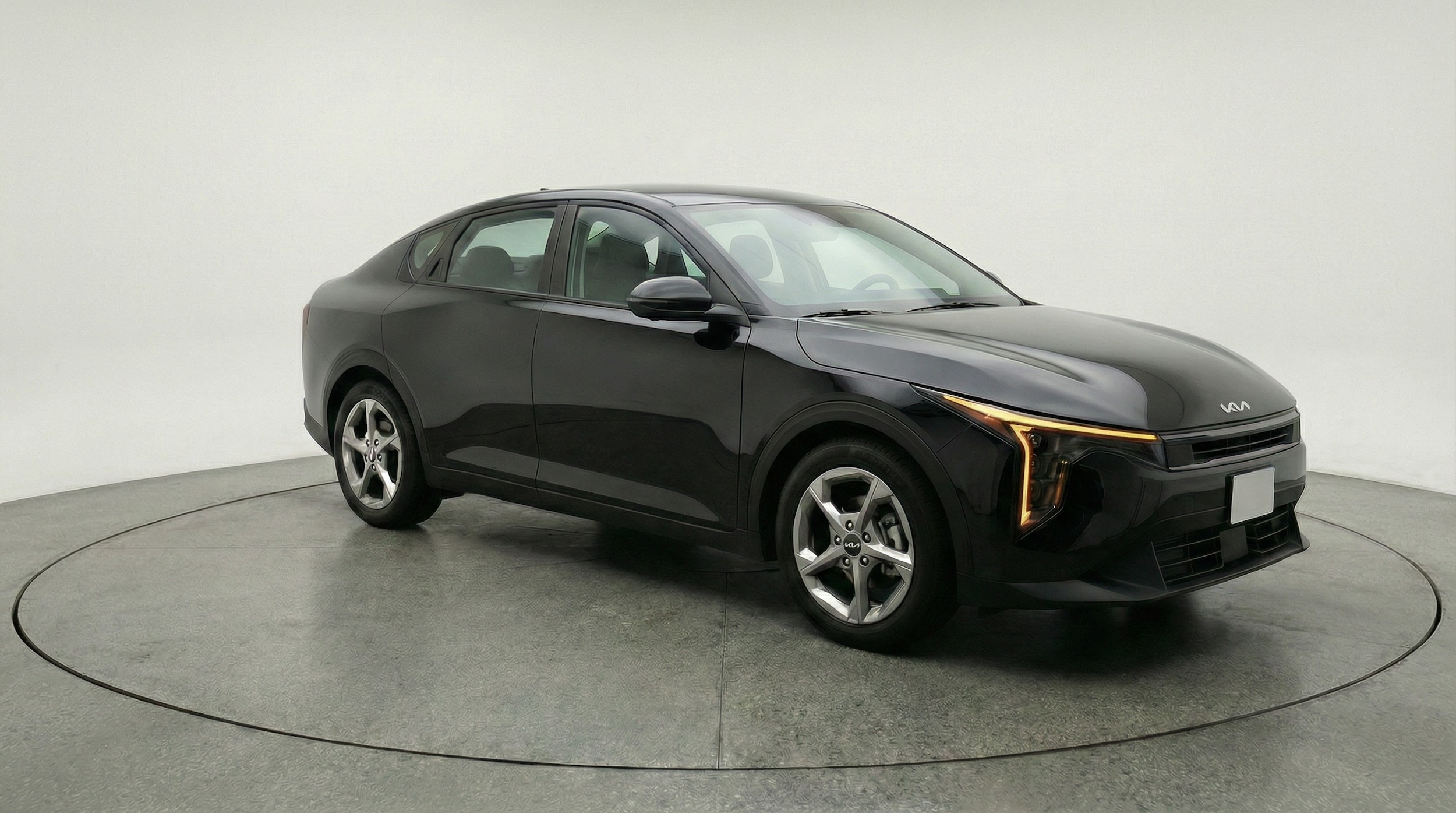 Thumbnail: 2025 Kia K4 - 1