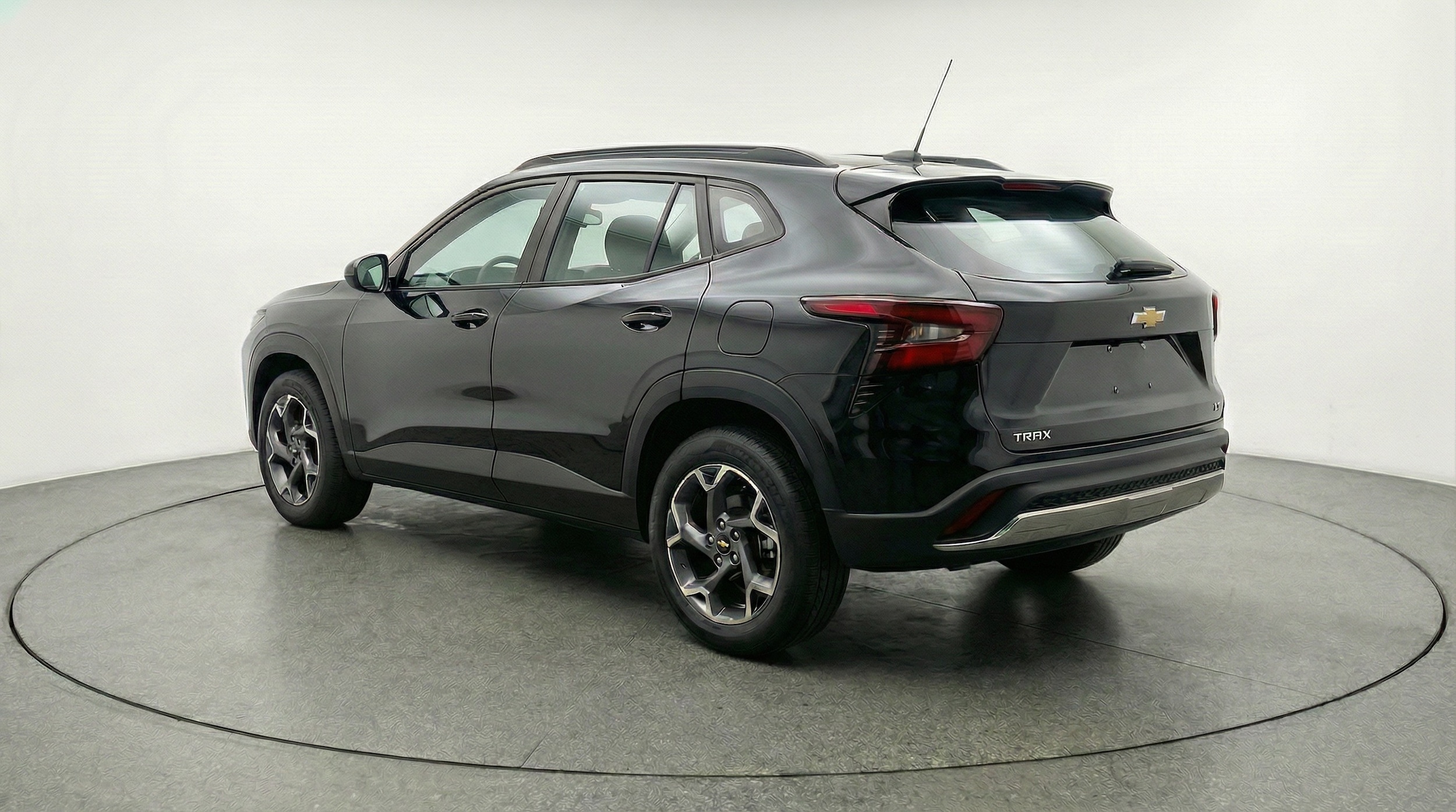 Thumbnail: 2025 Chevrolet Trax - 5