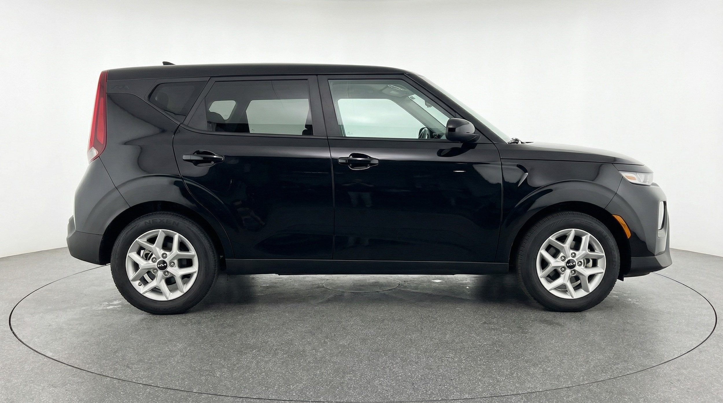 Thumbnail: 2025 Kia Soul - 8