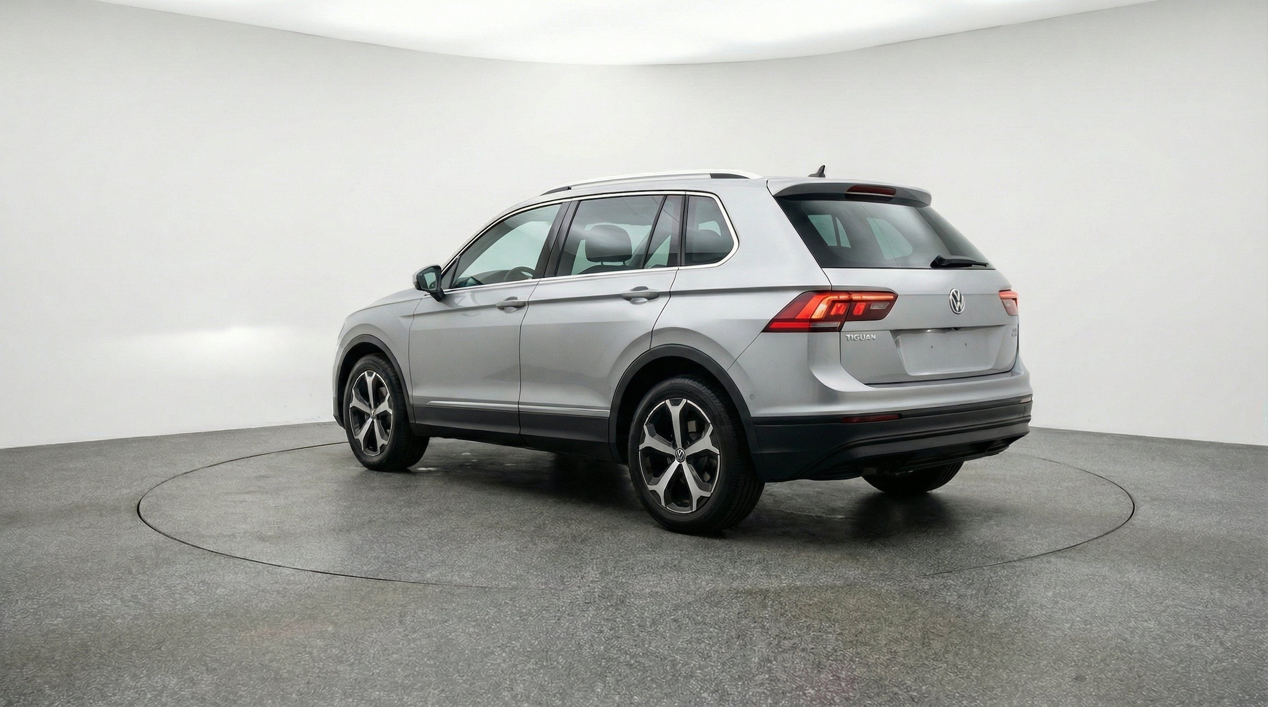 Thumbnail: 2026 Volkswagen Tiguan - 6