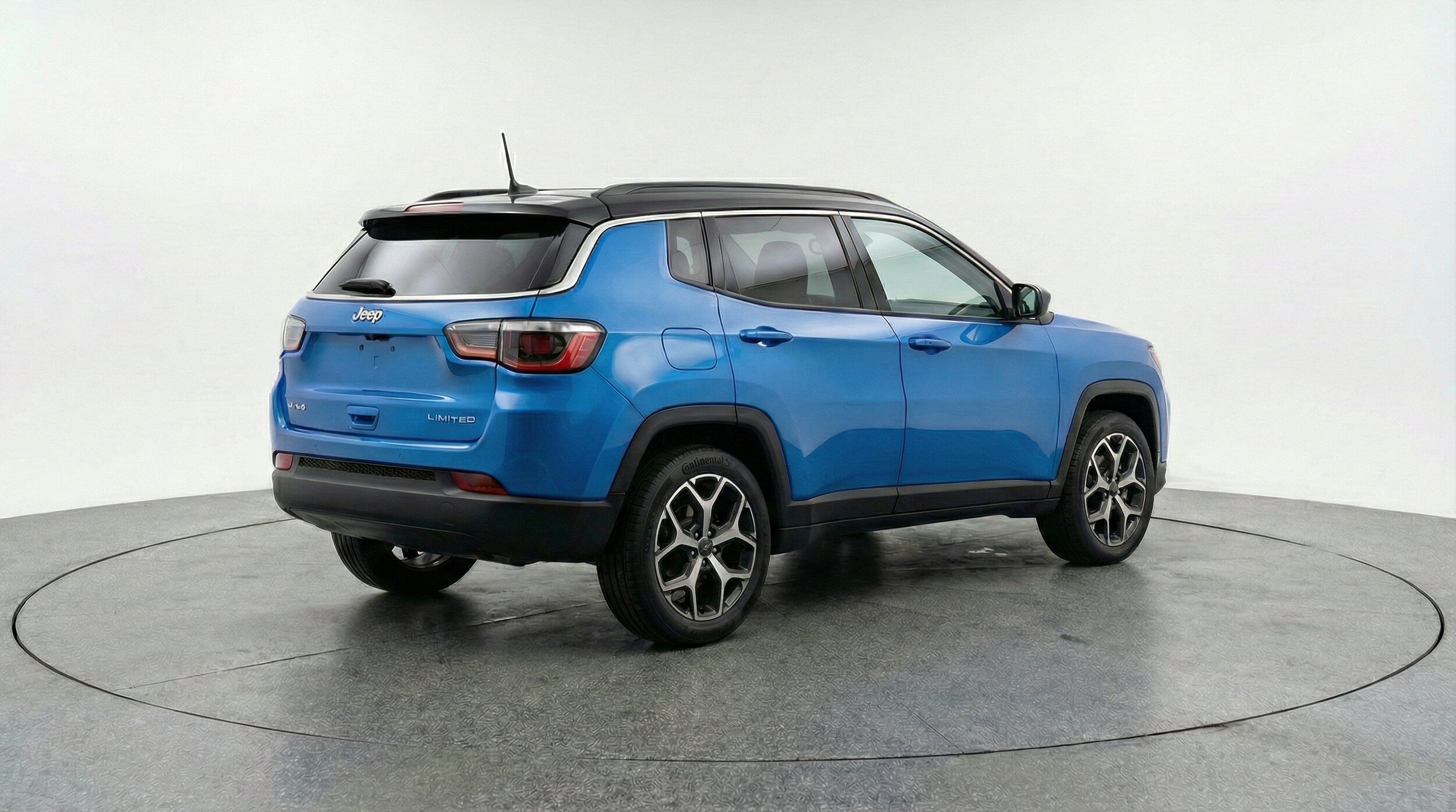 Thumbnail: 2025 Jeep Compass - 9