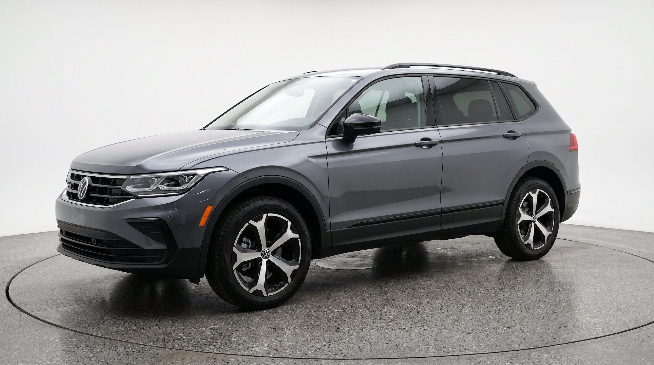 Thumbnail: 2026 Volkswagen Tiguan - 3