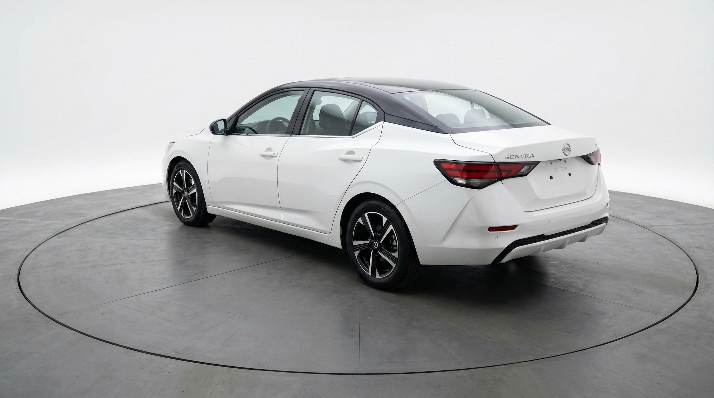 Thumbnail: 2025 Nissan Sentra - 5