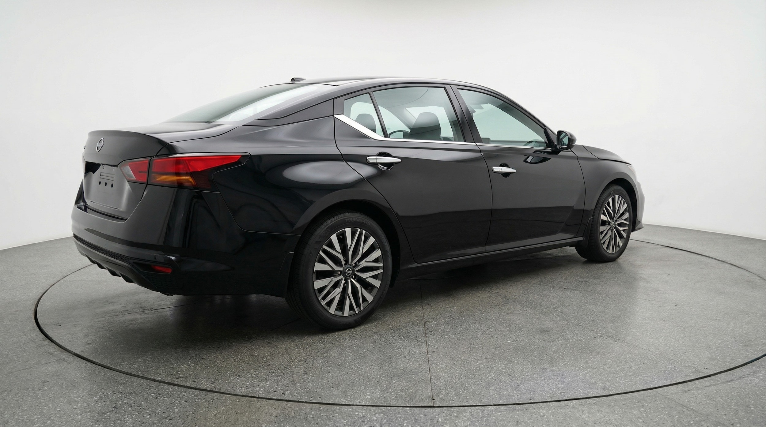 Thumbnail: 2025 Nissan Altima - 7