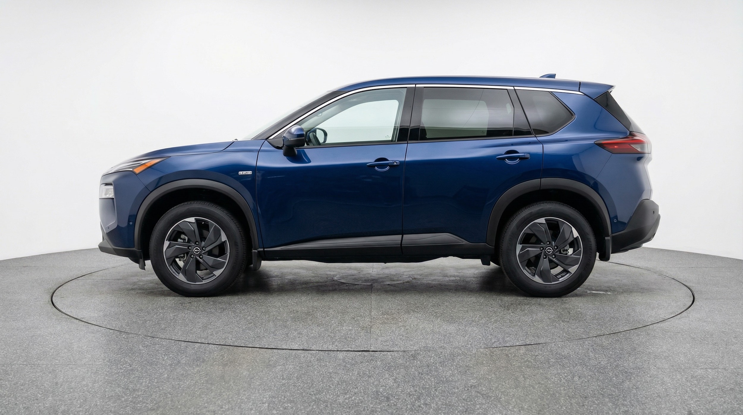 Thumbnail: 2025 Nissan Rogue - 4