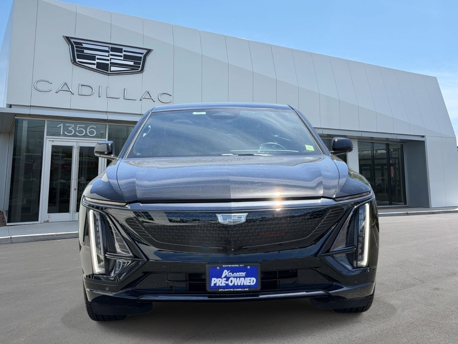 Used 2024 Cadillac LYRIQ Sport 2 with VIN 1GYKPVRK9RZ113664 for sale in Bay Shore, NY