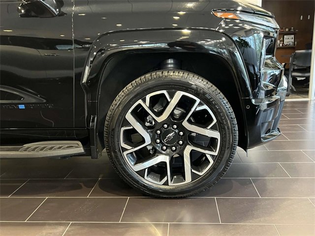 Certified 2024 Chevrolet Silverado EV RST with VIN 1GC40ZEL0RU300636 for sale in Bay Shore, NY