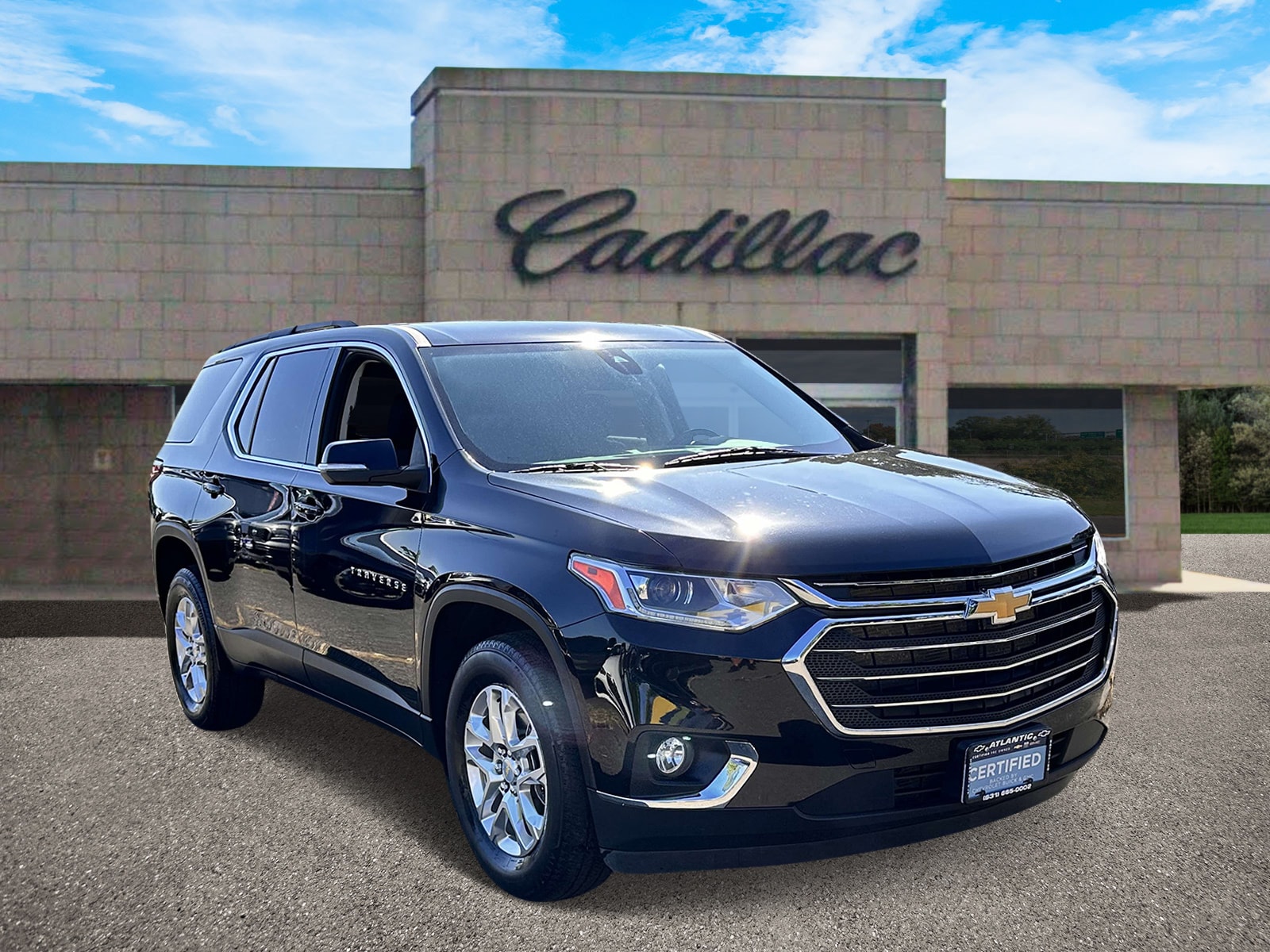 Used 2021 Chevrolet Traverse 1LT with VIN 1GNEVGKW5MJ249550 for sale in Bay Shore, NY