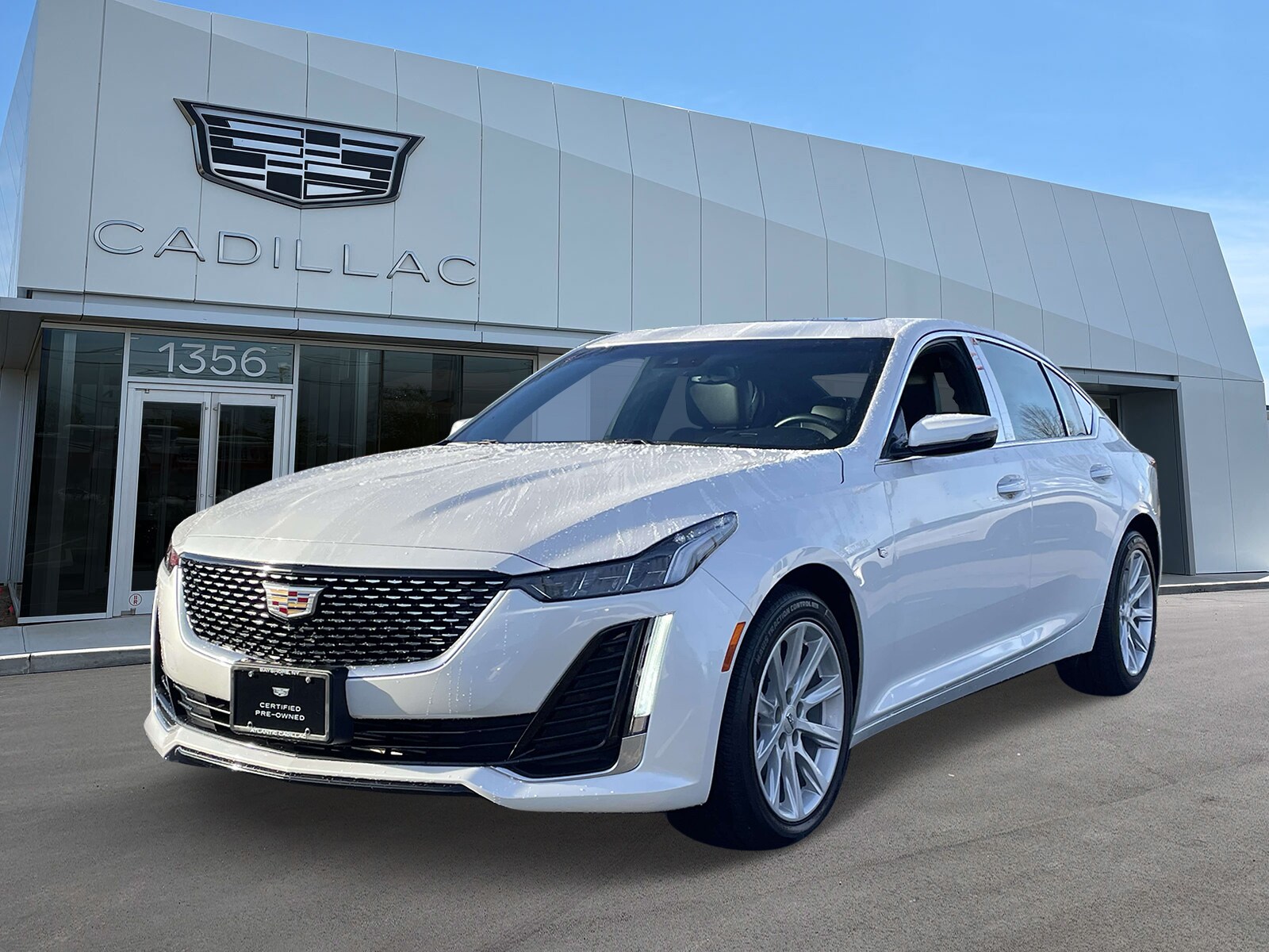 2022 Cadillac CT5 Luxury's photo