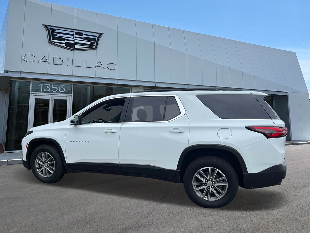 Certified 2023 Chevrolet Traverse LT Cloth SUV