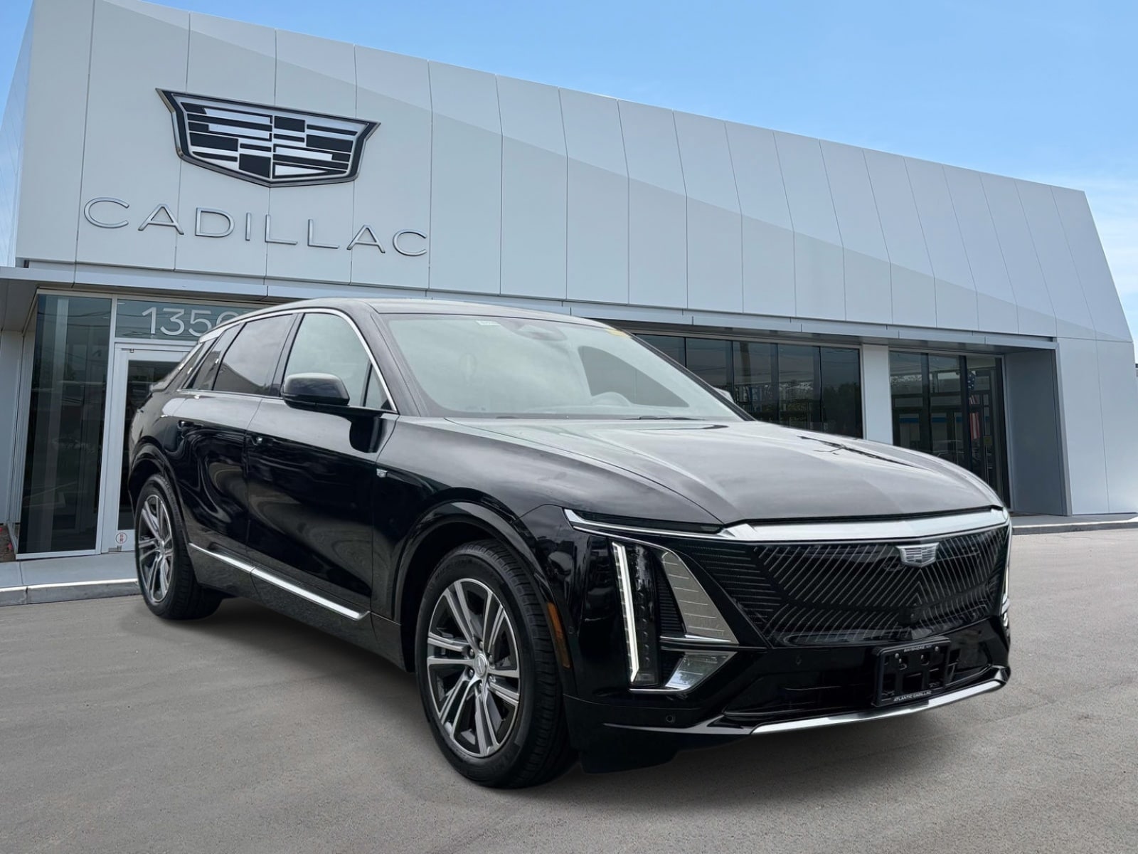 Certified 2024 Cadillac LYRIQ Luxury 1 with VIN 1GYKPPRKXRZ136043 for sale in Bay Shore, NY