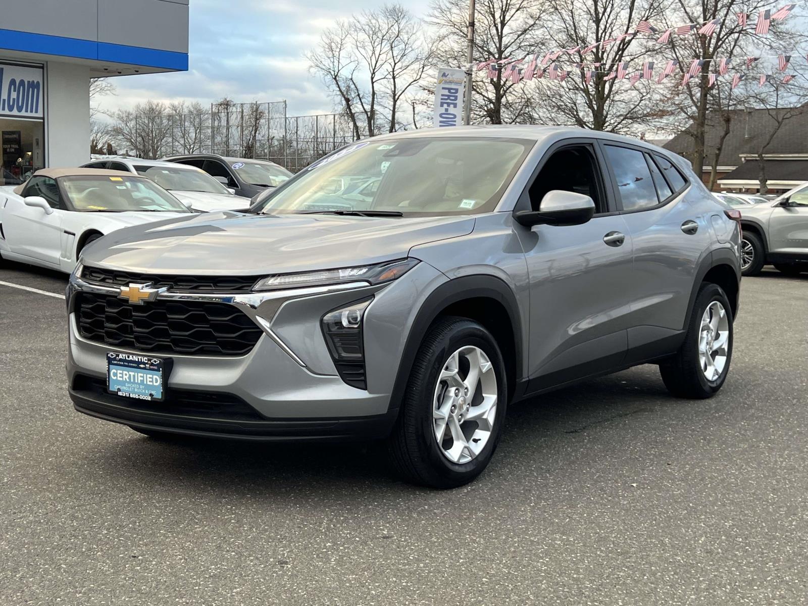 2024 Chevrolet Trax LS's photo