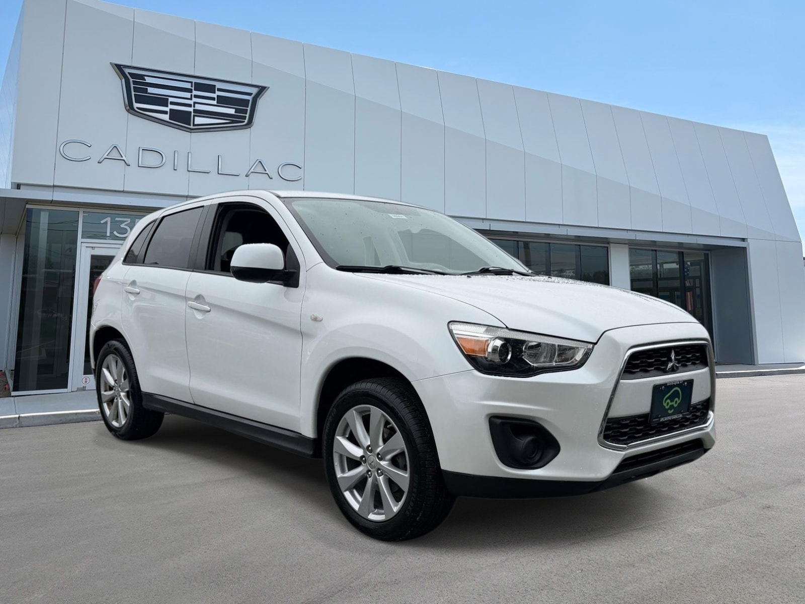 Used 2015 Mitsubishi Outlander Sport ES with VIN 4A4AR3AU8FE034608 for sale in Bay Shore, NY