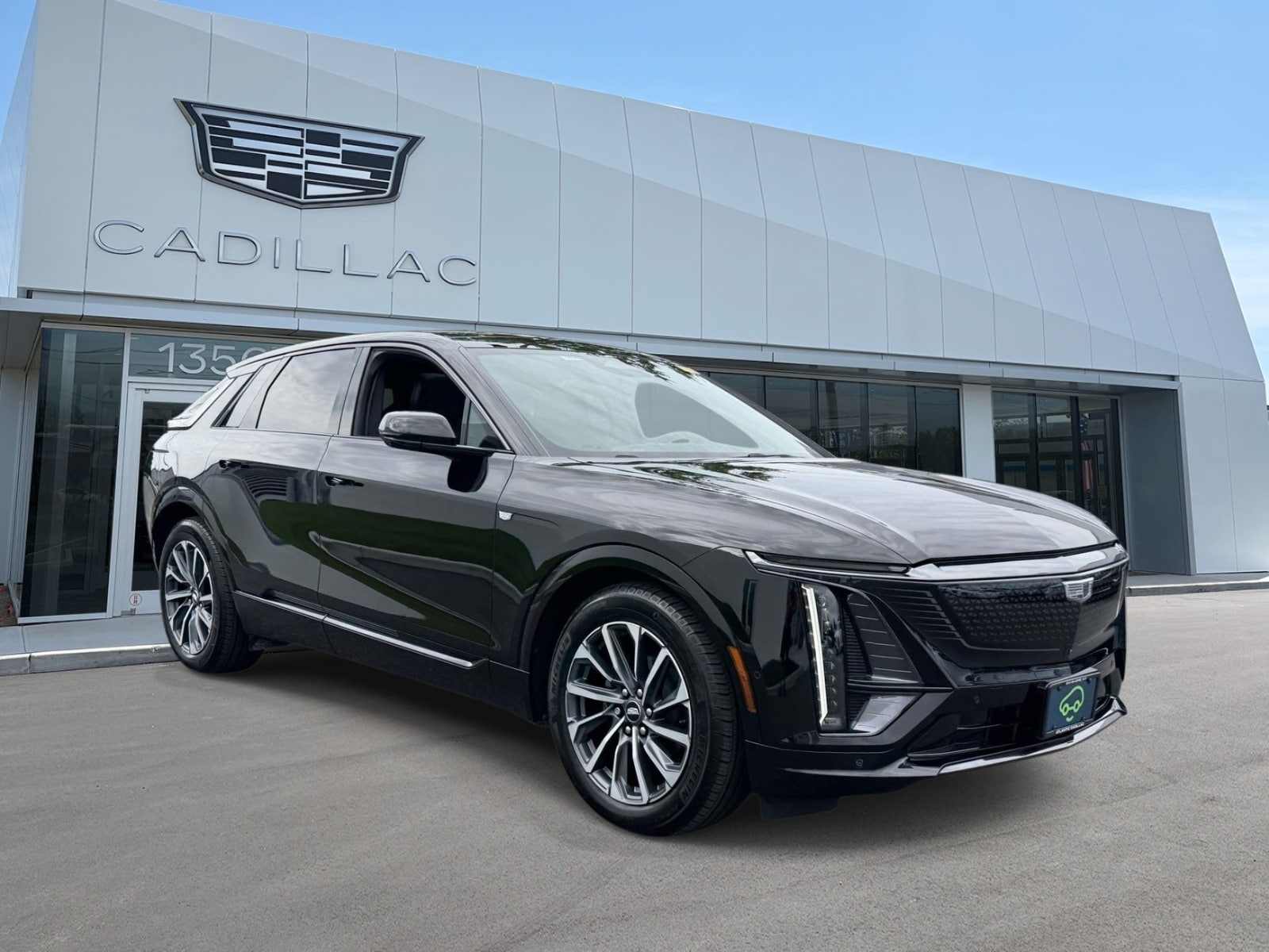 Used 2024 Cadillac LYRIQ Sport 3 with VIN 1GYKPWRLXRZ129791 for sale in Bay Shore, NY
