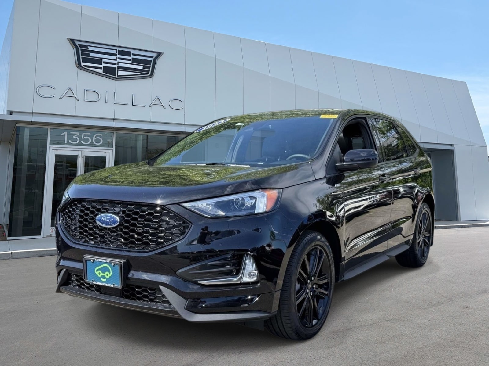 2023 Ford Edge ST-Line AWD's photo
