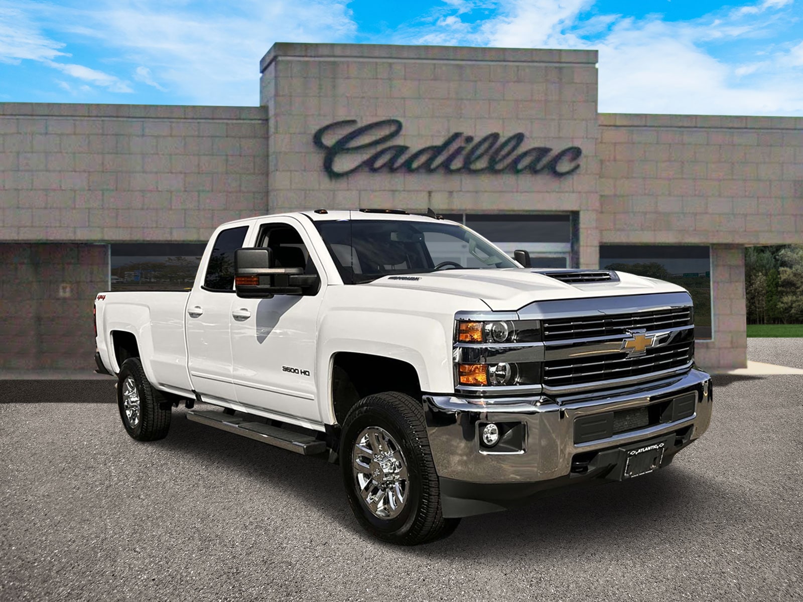 Used 2018 Chevrolet Silverado 3500HD LT with VIN 1GC5KZEYXJZ205955 for sale in Bay Shore, NY