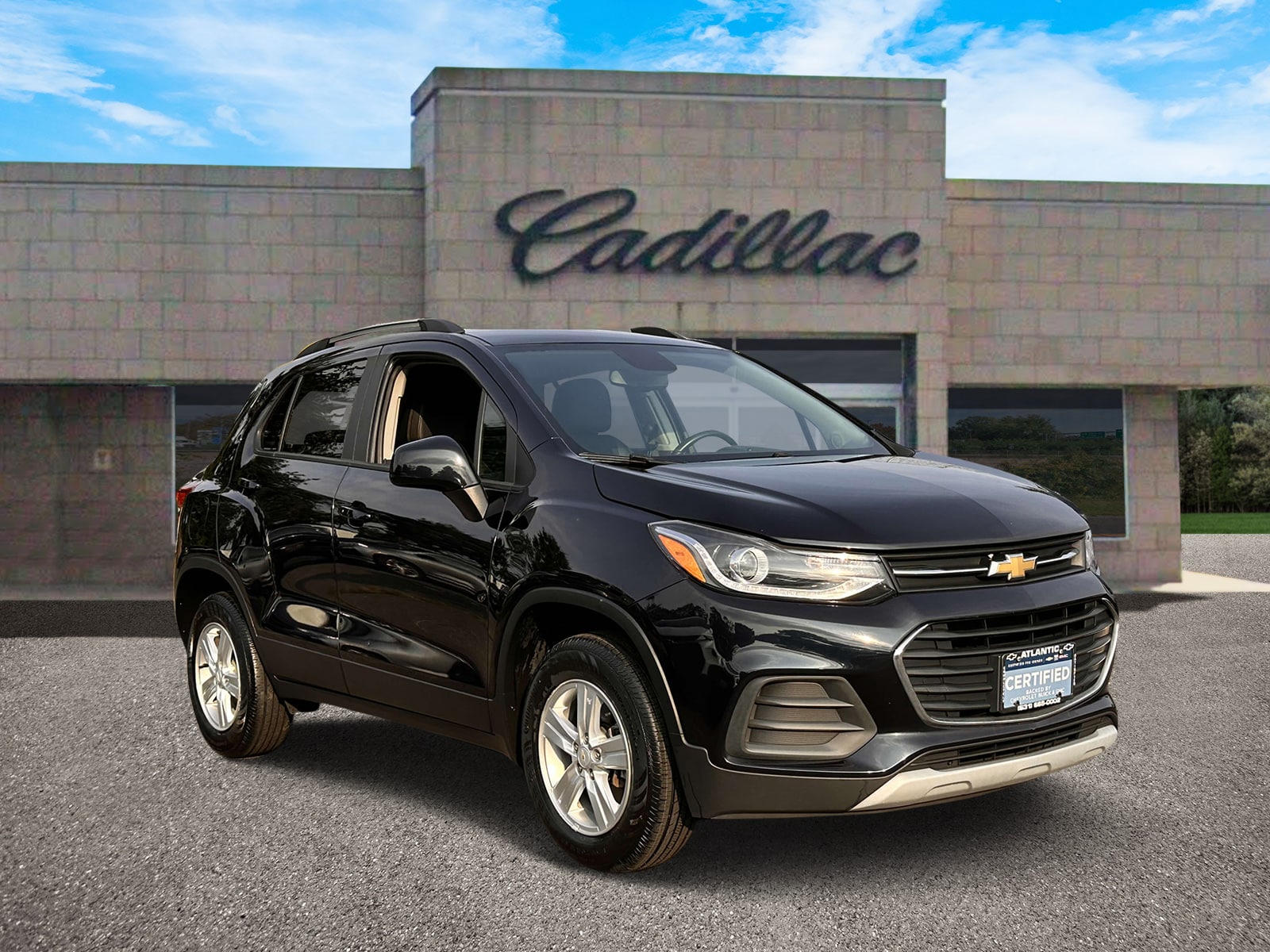 Certified 2021 Chevrolet Trax LT with VIN KL7CJPSB2MB345846 for sale in Bay Shore, NY