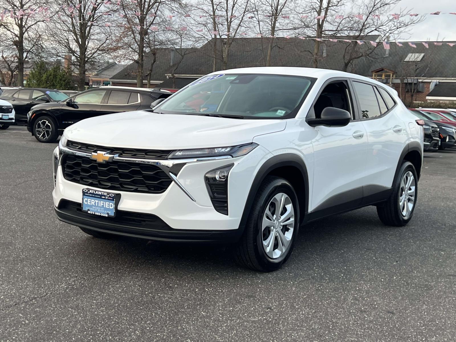 2024 Chevrolet Trax LS's photo