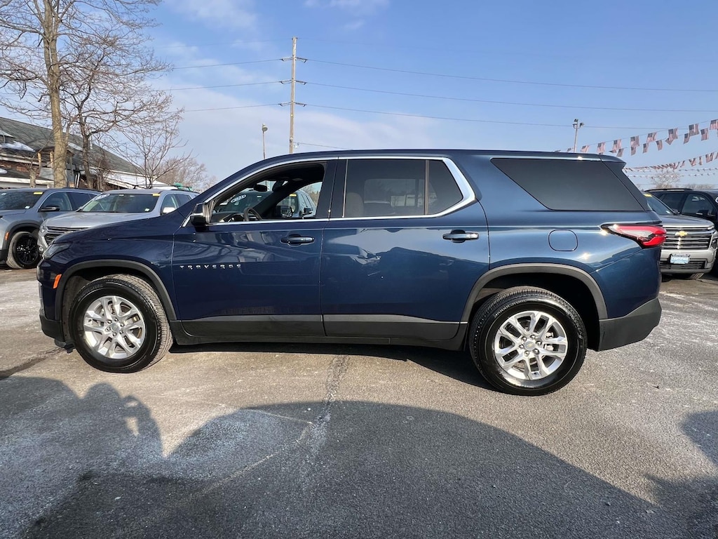 Certified 2023 Chevrolet Traverse LS SUV