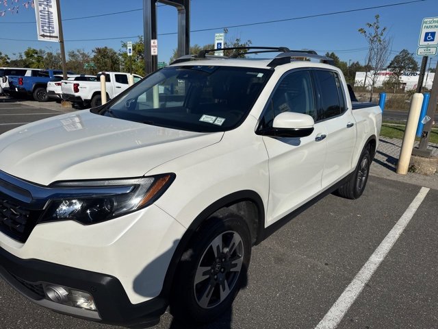 2019 Honda Ridgeline RTL-E photo 2