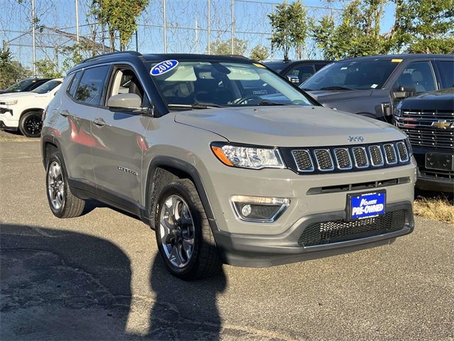 2019 Jeep Compass Limited photo 2
