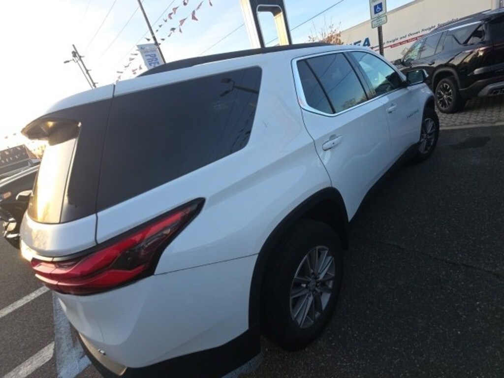 Certified 2023 Chevrolet Traverse LT Leather SUV