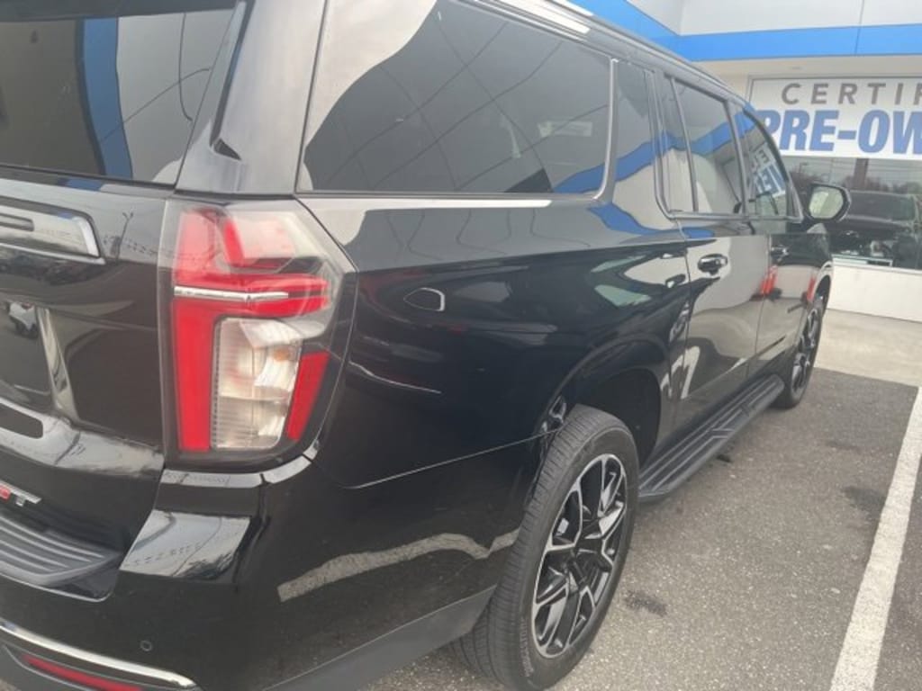 Used 2021 Chevrolet Suburban RST SUV