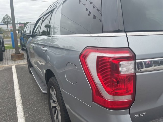 2020 Ford Expedition XLT photo 2
