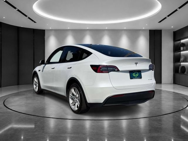 Used 2020 Tesla Model Y Long Range with VIN 5YJYGDEE2LF026874 for sale in Bay Shore, NY
