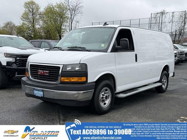 2024 GMC Savana 2500's photo