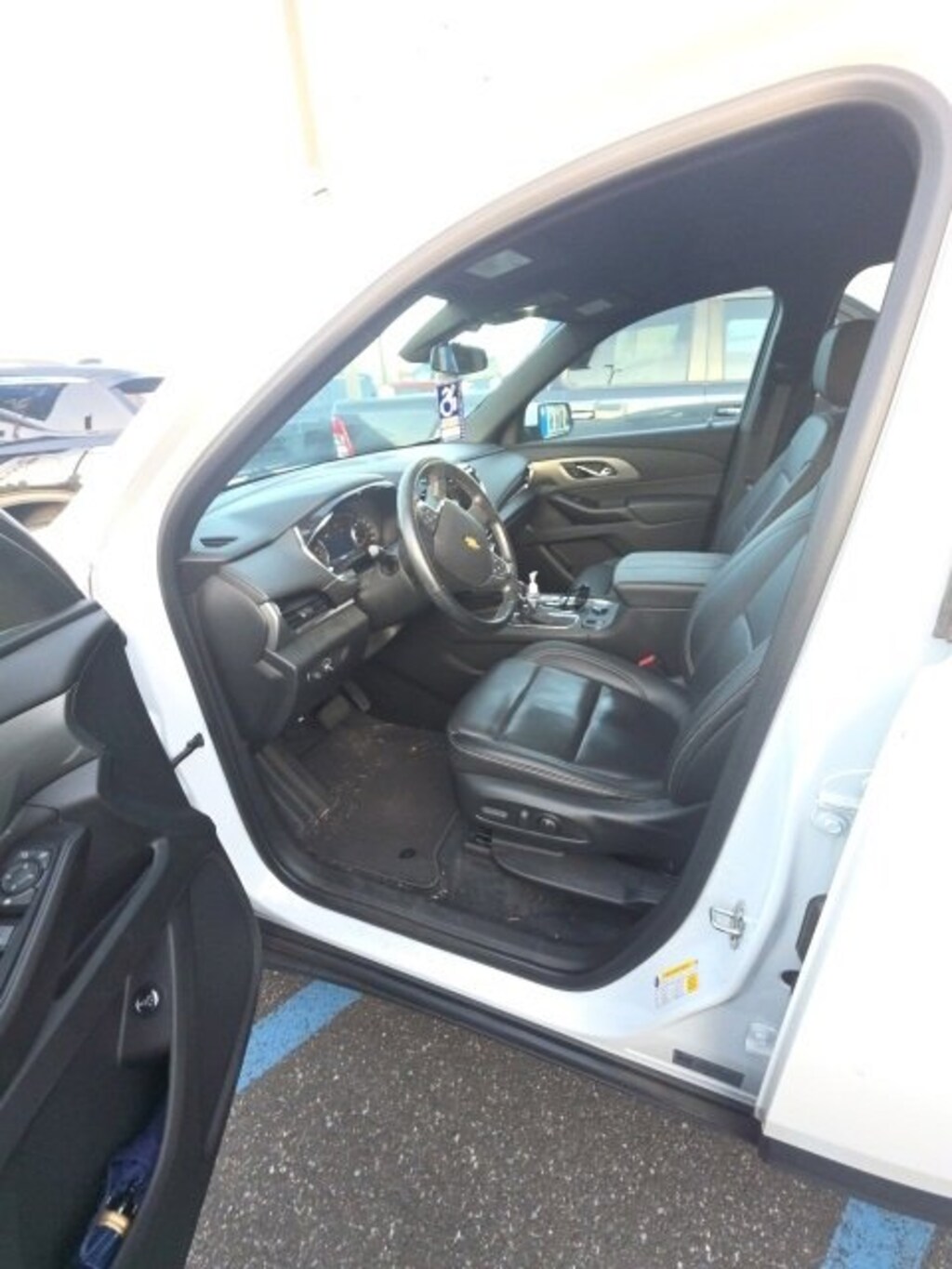 Certified 2023 Chevrolet Traverse LT Leather SUV