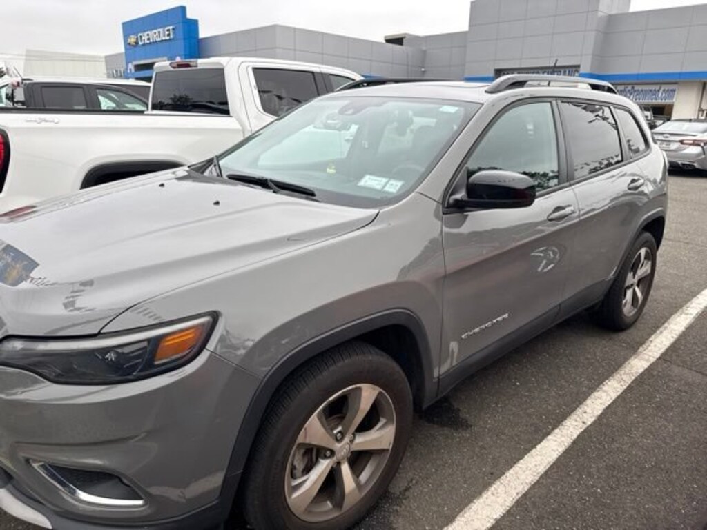 Used 2022 Jeep Cherokee Limited 4x4 SUV