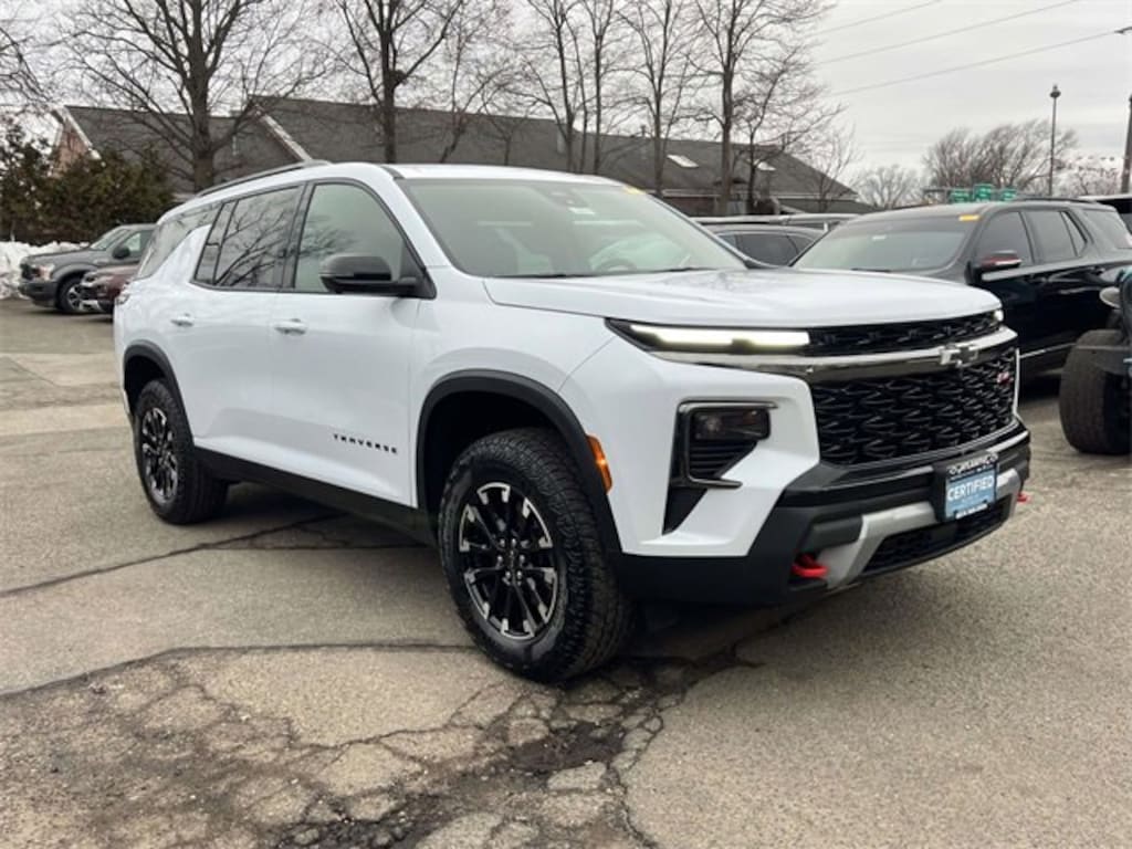 Certified 2026 Chevrolet Traverse Z71 SUV