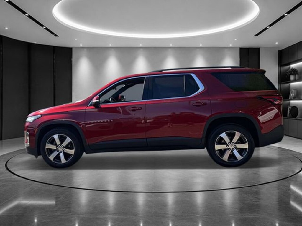 Used 2023 Chevrolet Traverse LT Leather SUV
