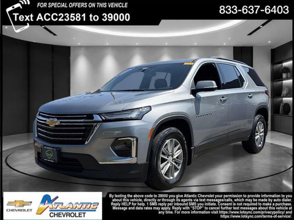 Used 2023 Chevrolet Traverse LT Cloth SUV
