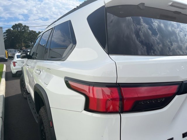 2025 Toyota Sequoia TRD Pro photo 4