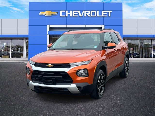 2022 Chevrolet Trailblazer LT photo 2