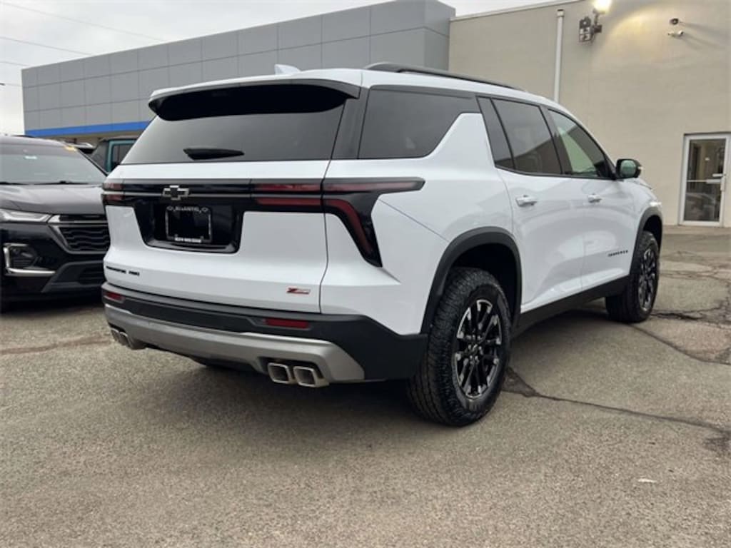 Certified 2026 Chevrolet Traverse Z71 SUV