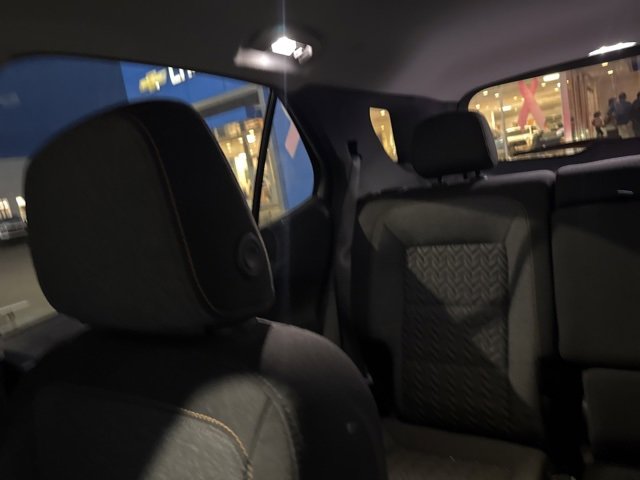 2022 Chevrolet Equinox LT photo 2