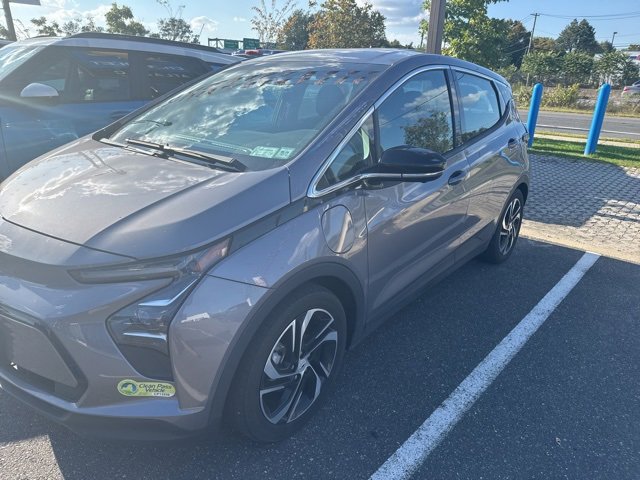 2023 Chevrolet Bolt EV 2LT photo 2