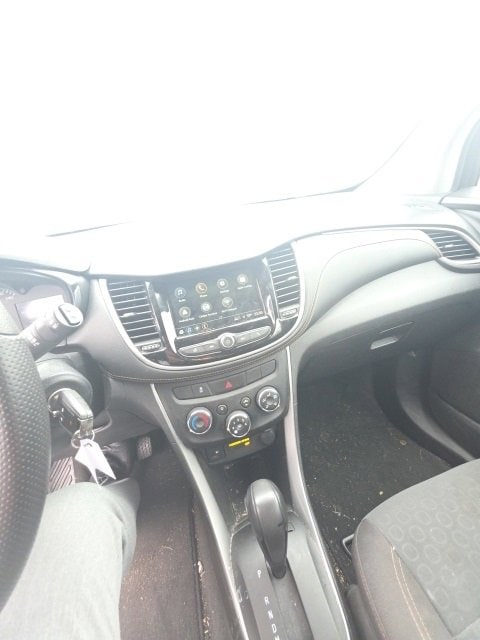 KL7CJKSB5JB595063
