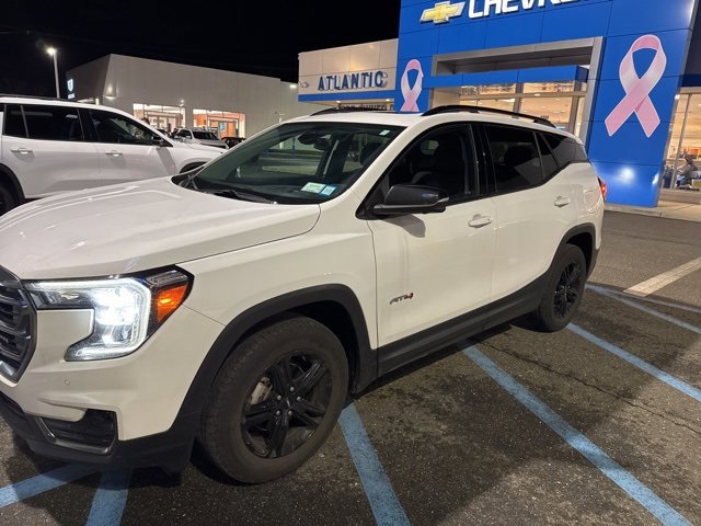 2022 GMC Terrain AT4