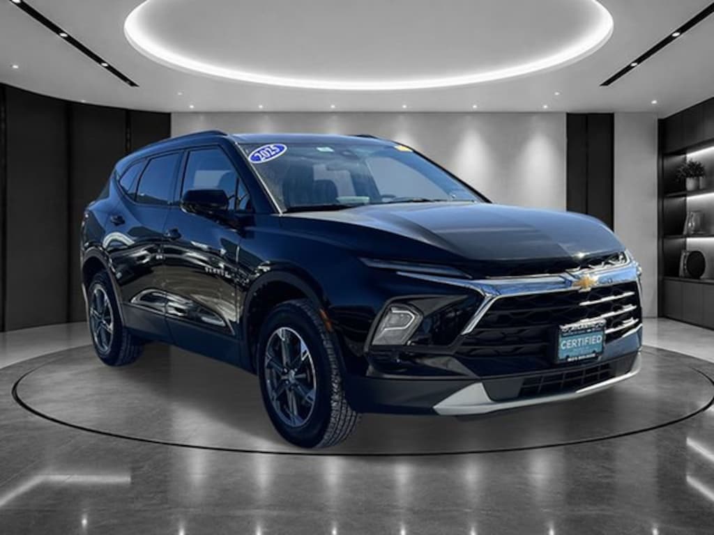Used 2025 Chevrolet Blazer 2LT SUV
