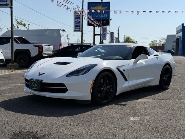 2015 Chevrolet Corvette Stingray Coupe w/Z51's photo