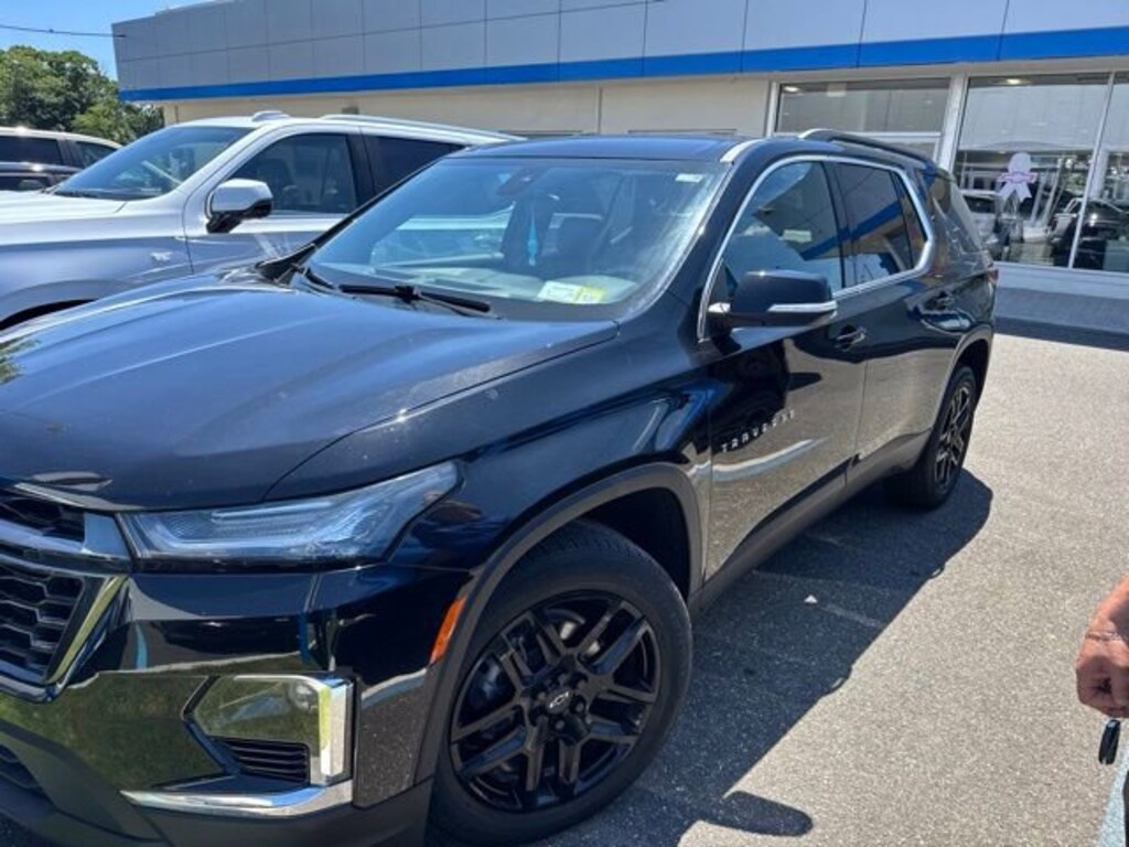Used 2022 Chevrolet Traverse LT Leather SUV